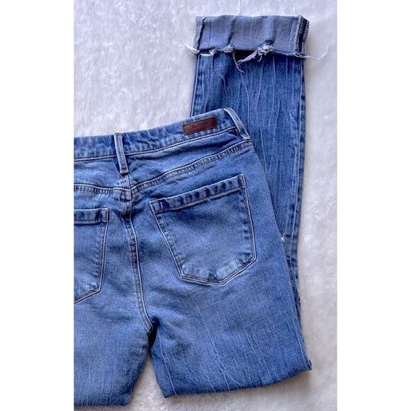 BLANKNYC The Lafayette High Rise Wide Flare Jeans in Out of Body, Size 27 - Picture 16 of 16